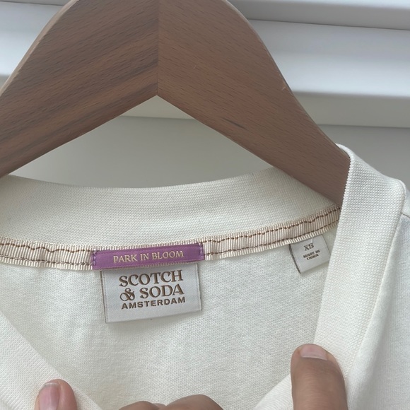 Scotch and Soda T Shirt - Picture 4 of 6
